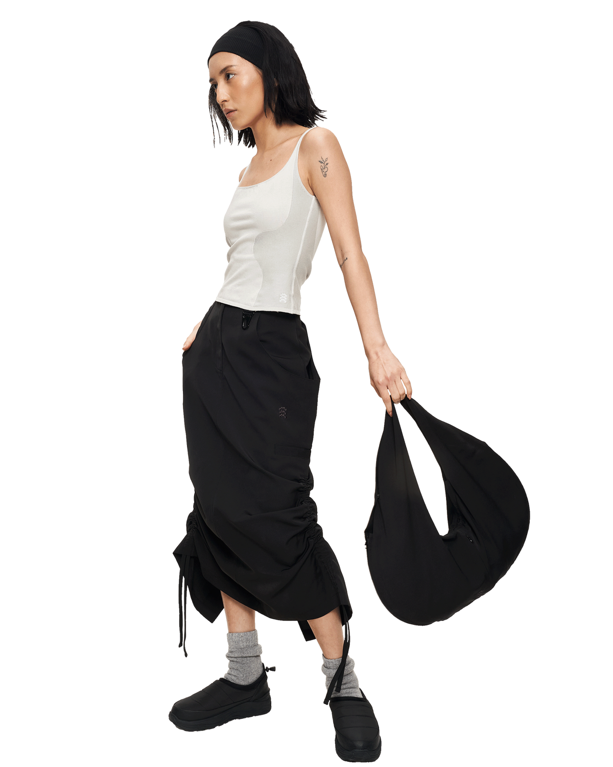 Crescent Tote Vest