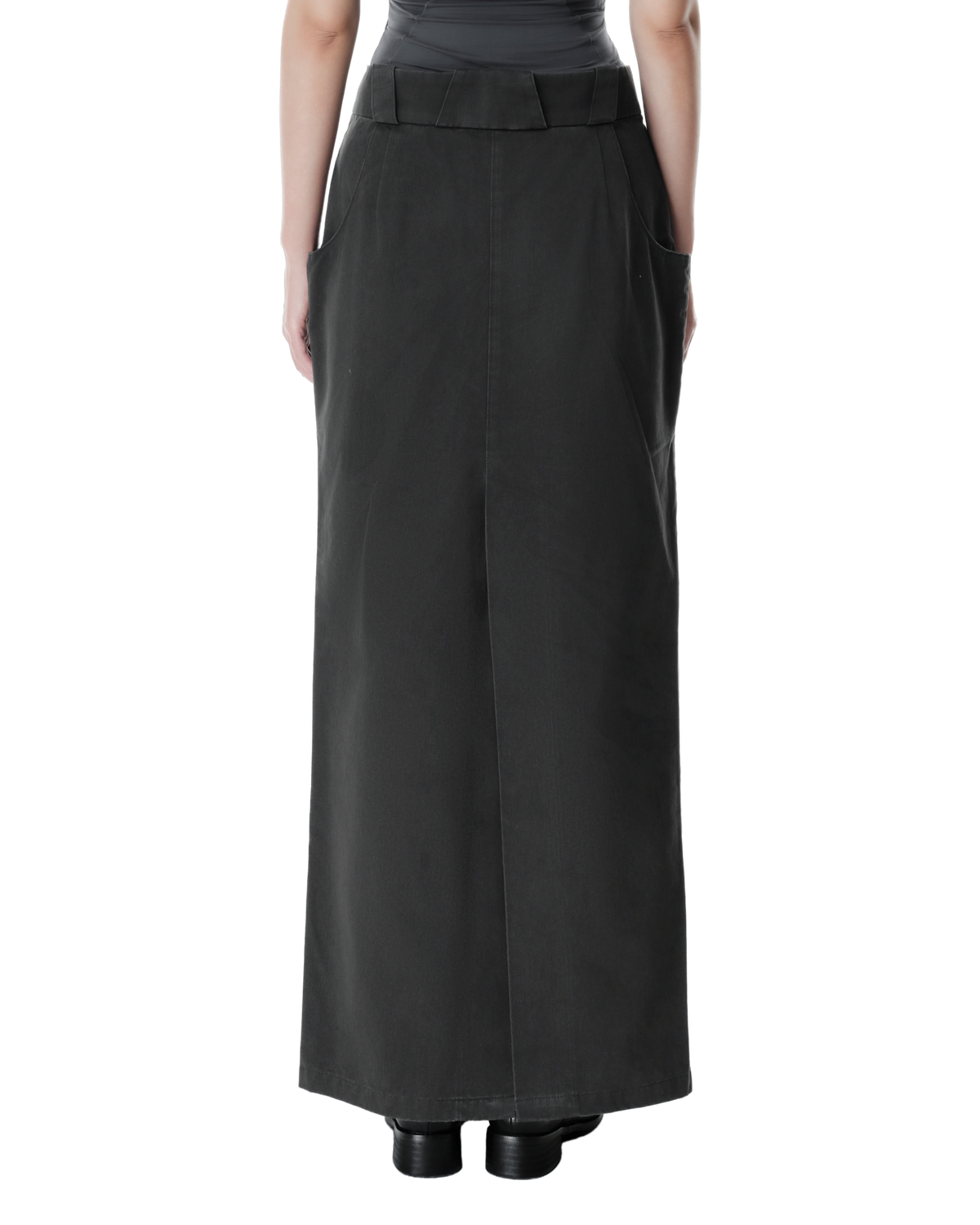 Vea Column Skirt in Washed Grey, back view on model